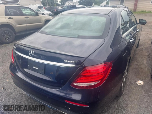 2017 Mercedes-Benz E 300 Luxury with VIN WDDZF4KB9HA112660, listed as a Copart auction lot 59171305 with 73,406 mi miles and Clean title. Bid and sale history available at DreamBid. Image 3.