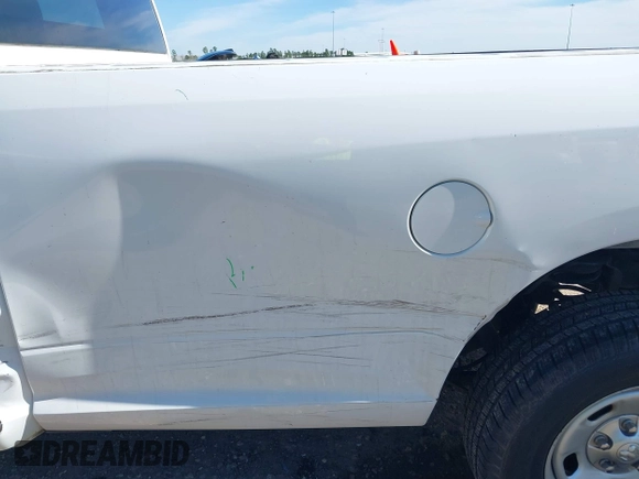 2019 Ram 1500 Classic Tradesman with VIN 3C6JR6DGXKG522547, listed as a IAAI auction lot 41269759 with 138,205 mi miles. Bid and sale history available at carsss.com. Image 19.