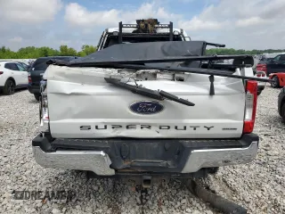 2017 Ford F-250 Lariat z VIN 1FT7W2B65HED68909, wystawiony jako Copart lot #58394015 z przebiegiem 205 452 mil mil oraz Czysty tytuł • Clean title. Historia ofert i sprzedaży dostępna na DreamBid. Obrazek 6.