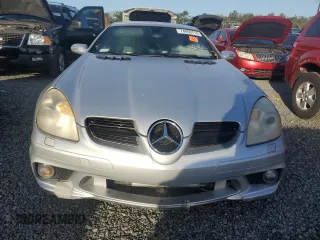 2005 Mercedes-Benz SLK-Class 5.5L AMG with VIN WDBWK73FX5F054969, listed as a Copart auction lot 74960714 with 0 mi miles and Non Repairable. Bid and sale history available at carsss.com. Image 5.