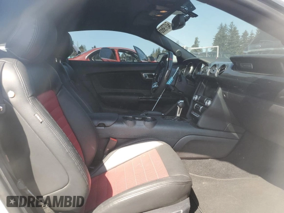 2019 Ford Mustang GT z VIN 1FA6P8CF1K5188978, wystawiony jako Copart lot #54379665 z przebiegiem 53 283 mil mil oraz Szkoda całkowita • Salvage title. Historia ofert i sprzedaży dostępna na DreamBid. Obrazek 10.