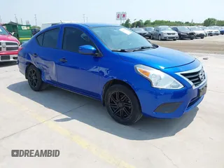2017 Nissan Versa SV с VIN 3N1CN7AP3HL894306, выставлен на аукционе IAAI как лот 42263933 с пробегом 81 865 миль миль и . История ставок и продаж доступна на DreamBid. Изображение 1.