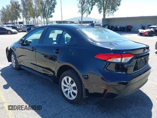 2024 Toyota Corolla LE with VIN 5YFB4MDE8RP192619, listed as a IAAI auction lot 41867576 with 7,979 mi miles. Bid and sale history available at carsss.com. Image 3.