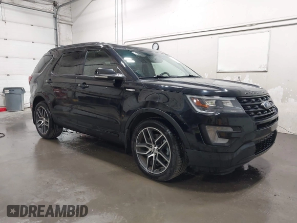 2017 Ford Explorer Sport z VIN 1FM5K8GT1HGB00329, wystawiony jako IAAI lot #42702719 z przebiegiem 102 877 mil mil oraz . Historia ofert i sprzedaży dostępna na DreamBid. Obrazek 1.