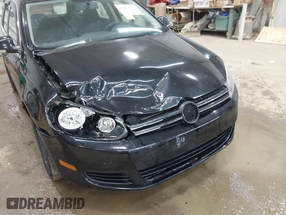 2014 Volkswagen Jetta SportWagen TDI w/Sunroof & Nav with VIN 3VWPL7AJ2EM626110, listed as a IAAI auction lot 42093622 with 115,691 mi miles. Bid and sale history available at carsss.com. Image 5.