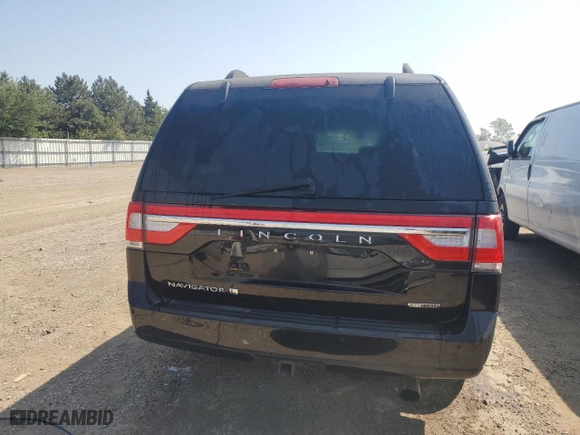 2016 Lincoln Navigator L Select with VIN 5LMJJ3JT1GEL08487, listed as a Copart auction lot 68127974 with 84,684 mi miles and Salvage Title. Bid and sale history available at carsss.com. Image 6.