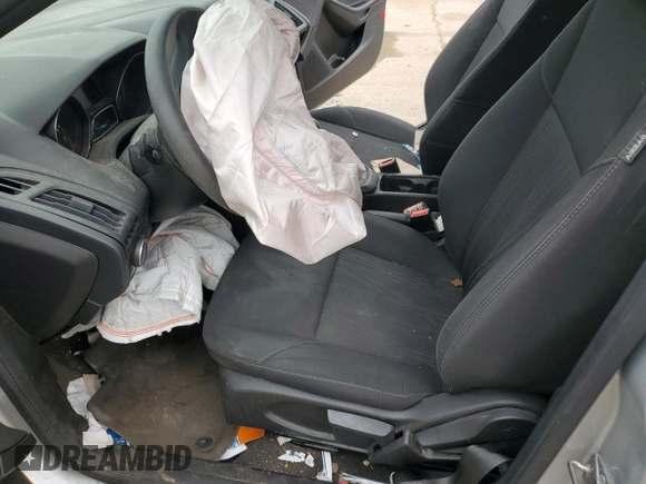2016 Ford Focus SE with VIN 1FADP3F21GL354227, listed as a Copart auction lot 52553064 with 104,109 mi miles and Salvage Title. Bid and sale history available at carsss.com. Image 7.