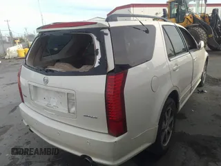2004 Cadillac SRX with VIN 1GYEE63A040146994, listed as a IAAI auction lot 35501334 with 206,073 mi miles. Bid and sale history available at carsss.com. Image 4.