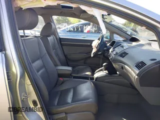 2011 Honda Civic EX-L z VIN 19XFA1F94BE023696, wystawiony jako IAAI lot #42217720 z przebiegiem 122 327 mil mil oraz . Historia ofert i sprzedaży dostępna na DreamBid. Obrazek 5.