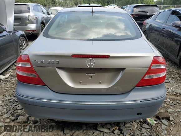 2004 Mercedes-Benz CLK 320 z VIN WDBTJ65J74F111113, wystawiony jako Copart lot #67283254 z przebiegiem 107 274 mil mil oraz Szkoda całkowita • Salvage title. Historia ofert i sprzedaży dostępna na DreamBid. Obrazek 6.