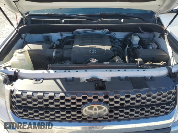 2018 Toyota Tundra 2WD SR5 with VIN 5TFEY5F12JX233799, listed as a Copart auction lot 82091024 with 105,972 mi miles and Non Repairable. Bid and sale history available at carsss.com. Image 12.