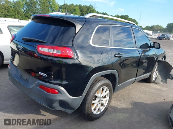 2017 Jeep Cherokee Latitude z VIN 1C4PJMCB0HW637544, wystawiony jako IAAI lot #42737960 z przebiegiem 105 027 mil mil oraz . Historia ofert i sprzedaży dostępna na DreamBid. Obrazek 4.