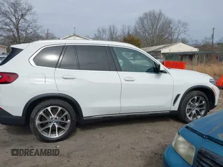 2020 BMW X5 xDrive40i with VIN 5UXCR6C01L9C65917, listed as a IAAI auction lot 41737691 with 66,657 mi miles and . Bid and sale history available at DreamBid. Image 14.