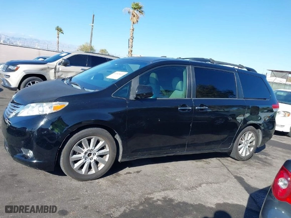2012 Toyota Sienna XLE AAS with VIN 5TDYK3DC5CS268322, listed as a IAAI auction lot 41515422 with 218,201 mi miles. Bid and sale history available at carsss.com. Image 14.