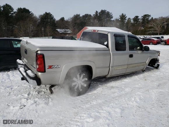2004 Chevrolet Silverado 1500 LS with VIN 2GCEK19T941221707, listed as a Copart auction lot 43870965 with 229,156 mi miles and Clean Title. Bid and sale history available at carsss.com. Image 3.