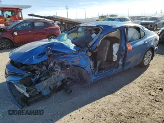 2019 Toyota Camry LE with VIN 4T1B11HK4KU247790, listed as a Copart auction lot 83417144 with 0 mi miles and Salvage Title. Bid and sale history available at carsss.com. Image 1.