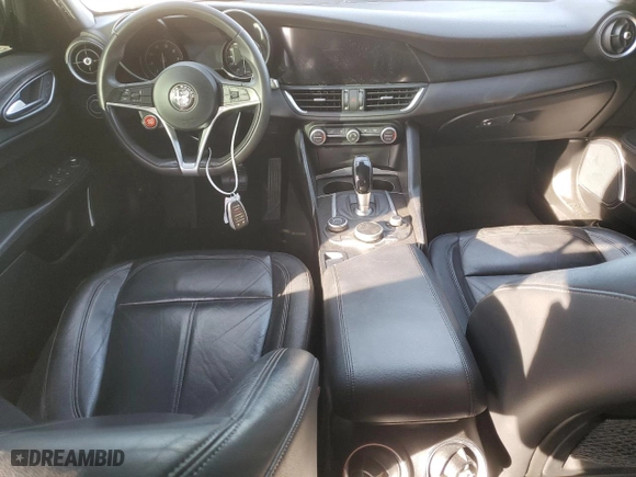 2018 Alfa Romeo Giulia with VIN ZARFAEBN2J7577821, listed as a Copart auction lot 89363685 with 0 mi miles and Non Repairable. Bid and sale history available at carsss.com. Image 8.