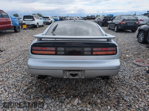 1993 Nissan 300ZX z VIN GCZ32546193, wystawiony jako Copart lot #54944495 z przebiegiem 140 834 mil mil oraz Szkoda całkowita • Salvage title. Historia ofert i sprzedaży dostępna na DreamBid. Obrazek 6.