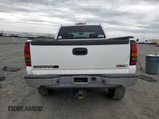2007 GMC Sierra 2500HD SLT z VIN 1GTHK23U37F197163, wystawiony jako Copart lot #58486385 z przebiegiem 148 691 mil mil oraz Szkoda całkowita • Salvage title. Historia ofert i sprzedaży dostępna na DreamBid. Obrazek 6.