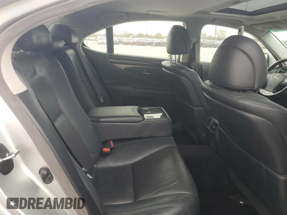 2014 Lexus LS 460 with VIN JTHCL5EFXE5022496, listed as a Copart auction lot 53890885 with 137,226 mi miles and Salvage title. Bid and sale history available at DreamBid. Image 10.