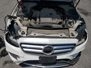 2019 Mercedes-Benz E 300 z VIN WDDZF4JB9KA576766, wystawiony jako Copart lot #60802705 z przebiegiem 61 374 mil mil oraz Czysty tytuł • Clean title. Historia ofert i sprzedaży dostępna na DreamBid. Obrazek 11.