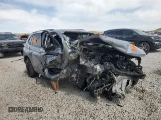 2022 Volkswagen Tiguan SE R-Line Black with VIN 3VV8B7AX5NM072366, listed as a Copart auction lot 60325565 with Not provided miles and Salvage title. Bid and sale history available at DreamBid. Image 4.