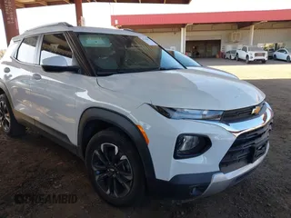 2021 Chevrolet TrailBlazer LT with VIN KL79MPS23MB145396, listed as a IAAI auction lot 41130872 with 84,646 mi miles. Bid and sale history available at carsss.com. Image 1.