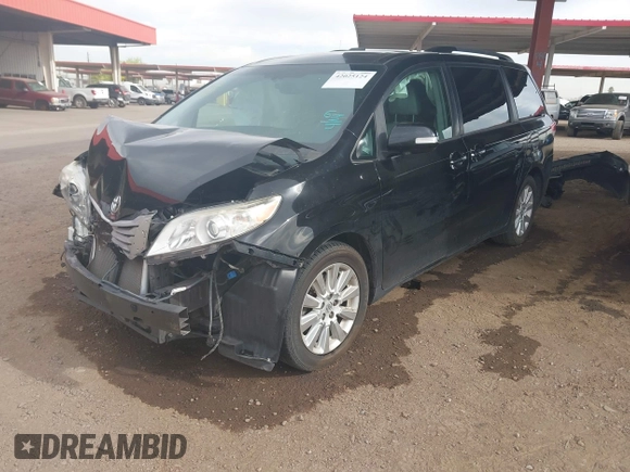 2014 Toyota Sienna XLE with VIN 5TDYK3DC0ES518522, listed as a IAAI auction lot 42025124 with 1 mi miles. Bid and sale history available at carsss.com. Image 17.