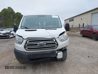2019 Ford Transit с VIN 1FTYR1ZM8KKB50045, выставлен на аукционе IAAI как лот 41467897 с пробегом 106 525 миль миль и . История ставок и продаж доступна на DreamBid. Изображение 12.