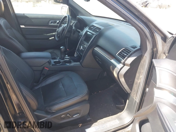 2018 Ford Explorer Limited z VIN 1FM5K7F84JGA70191, wystawiony jako IAAI lot #42665507 z przebiegiem 121 586 mil mil oraz . Historia ofert i sprzedaży dostępna na DreamBid. Obrazek 5.