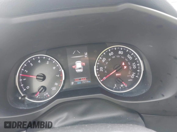 2021 Toyota RAV4 LE z VIN 2T3H1RFV5MC155993, wystawiony jako IAAI lot #42259037 z przebiegiem 79 719 mil mil oraz . Historia ofert i sprzedaży dostępna na DreamBid. Obrazek 7.