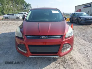 2014 Ford Escape SE z VIN 1FMCU0GX9EUE46650, wystawiony jako IAAI lot #42472060 z przebiegiem 132 086 mil mil oraz . Historia ofert i sprzedaży dostępna na DreamBid. Obrazek 6.