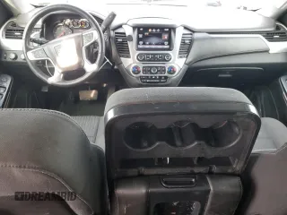 2015 GMC Yukon XL z VIN 1GKS2GECXFR210029, wystawiony jako Copart lot #84109134 z przebiegiem 176 419 mil mil oraz Tytuł czysty. Historia ofert i sprzedaży dostępna na DreamBid. Obrazek 8.