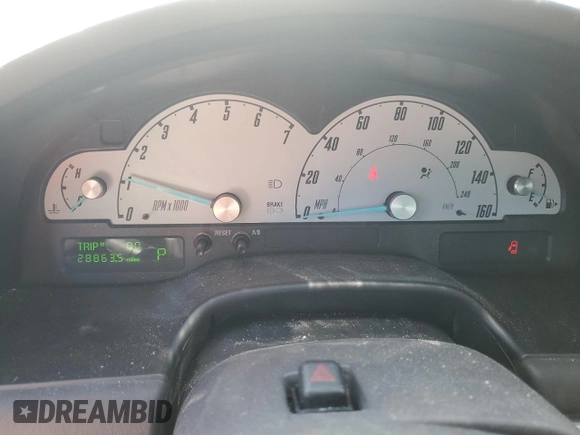 2002 Ford Thunderbird Hardtop Premium with VIN 1FAHP60A32Y108035, listed as a Copart auction lot 41422055 with 28,863 mi miles and Salvage Title. Bid and sale history available at DreamBid. Image 9.