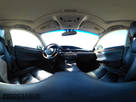 2014 Lexus ES 300h с VIN JTHBW1GG6E2071083, выставлен на аукционе IAAI как лот 41772226 с пробегом 140 710 миль миль и . История ставок и продаж доступна на DreamBid. Изображение 18.
