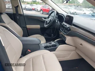 2020 Ford Escape Titanium с VIN 1FMCU9J92LUC16654, выставлен на аукционе IAAI как лот 42369259 с пробегом 73 515 миль миль и . История ставок и продаж доступна на DreamBid. Изображение 5.