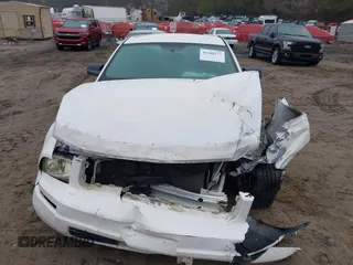2005 Ford Mustang Deluxe with VIN 1ZVFT80N455211561, listed as a IAAI auction lot 41548177 with Not Provided miles. Bid and sale history available at carsss.com. Image 11.