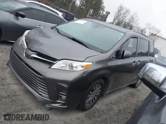 2019 Toyota Sienna XLE Auto Access Seat with VIN 5TDYZ3DC8KS982777, listed as a IAAI auction lot 41519696 with 109,708 mi miles. Bid and sale history available at carsss.com. Image 14.