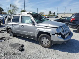2017 Jeep Patriot Sport SE with VIN 1C4NJPBA9HD140974, listed as a Copart auction lot 46354775 with Not Provided miles and Salvage Title. Bid and sale history available at carsss.com. Image 4.