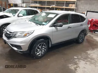 2016 Honda CR-V SE with VIN 2HKRM4H43GH696134, listed as a IAAI auction lot 41338376 with Not Provided miles and . Bid and sale history available at carsss.com. Image 2.