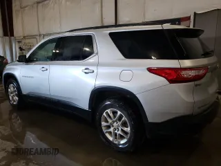 2019 Chevrolet Traverse LT Cloth with VIN 1GNEVGKW3KJ211988, listed as a Copart auction lot 61743754 with 121,679 mi miles and Salvage Title. Bid and sale history available at carsss.com. Image 2.