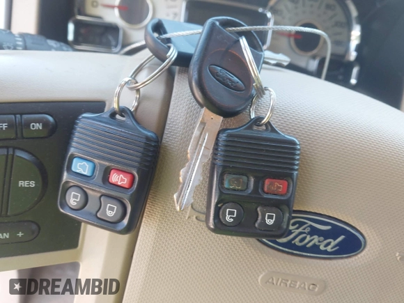 2007 Ford Expedition Eddie Bauer with VIN 1FMFU17567LA72749, listed as a IAAI auction lot 42207632 with 174,226 mi miles and . Bid and sale history available at DreamBid. Image 11.