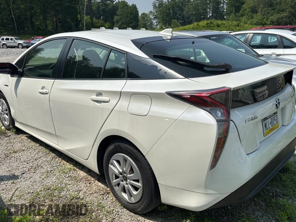 2016 Toyota Prius Two z VIN JTDKBRFU2G3510506, wystawiony jako Copart lot #60991615 z przebiegiem Nie podano mil oraz Czysty tytuł • Clean title. Historia ofert i sprzedaży dostępna na DreamBid. Obrazek 3.