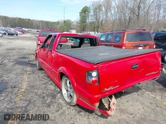 2001 Chevrolet S-10 LS with VIN 1GCCS19W818196034, listed as a IAAI auction lot 41571114 with 222,440 mi miles and . Bid and sale history available at DreamBid. Image 3.