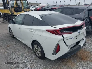 2017 Toyota Prius Plus z VIN JTDKARFP5H3054435, wystawiony jako IAAI lot #42316988 z przebiegiem 82 036 mil mil oraz . Historia ofert i sprzedaży dostępna na DreamBid. Obrazek 3.