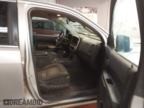 2015 GMC Canyon 2WD SLE with VIN 1GTG5BE36F1237805, listed as a IAAI auction lot 41399321 with 155,288 mi miles. Bid and sale history available at carsss.com. Image 5.