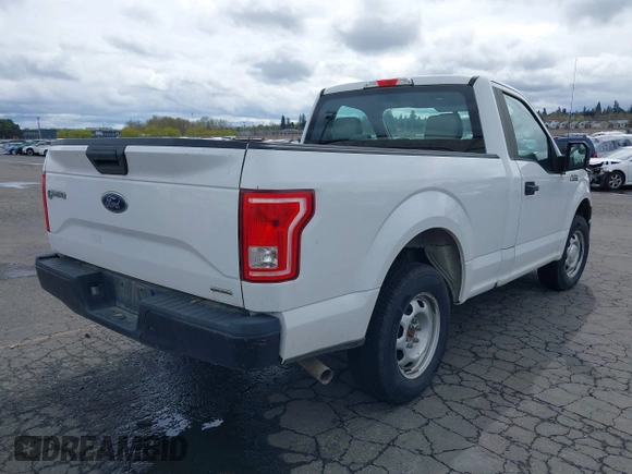 2016 Ford F-150 XL with VIN 1FTMF1C85GKE18267, listed as a IAAI auction lot 41921826 with 122,686 mi miles. Bid and sale history available at carsss.com. Image 4.