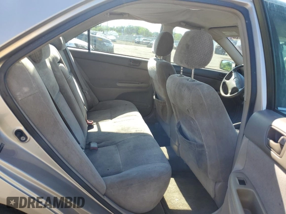 2004 Toyota Camry LE with VIN 4T1BE32K84U929163, listed as a Copart auction lot 65193485 with 245,734 mi miles and Clean title. Bid and sale history available at DreamBid. Image 10.