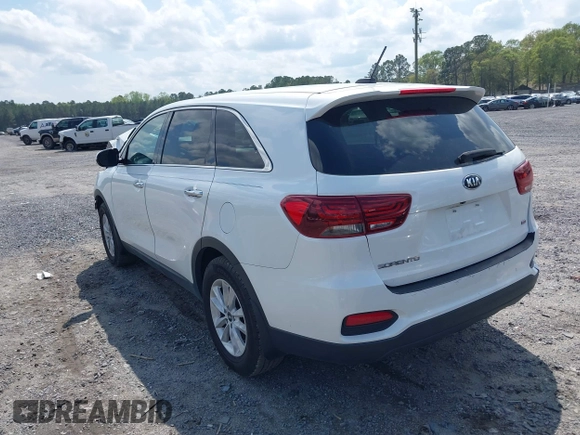 2019 Kia Sorento LX with VIN 5XYPG4A32KG551151, listed as a IAAI auction lot 41883260 with 126,600 mi miles and . Bid and sale history available at carsss.com. Image 3.