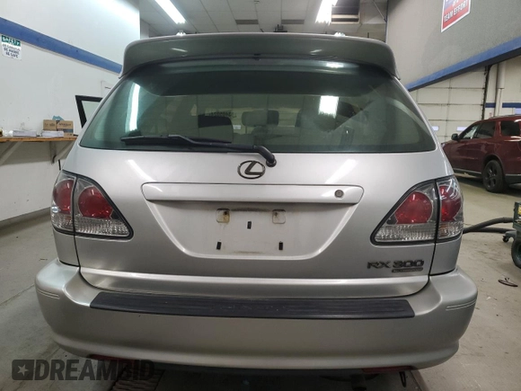 2001 Lexus RX 300 with VIN JTJHF10U310213467, listed as a Copart auction lot 83405024 with 177,059 mi miles and Salvage Title. Bid and sale history available at carsss.com. Image 6.